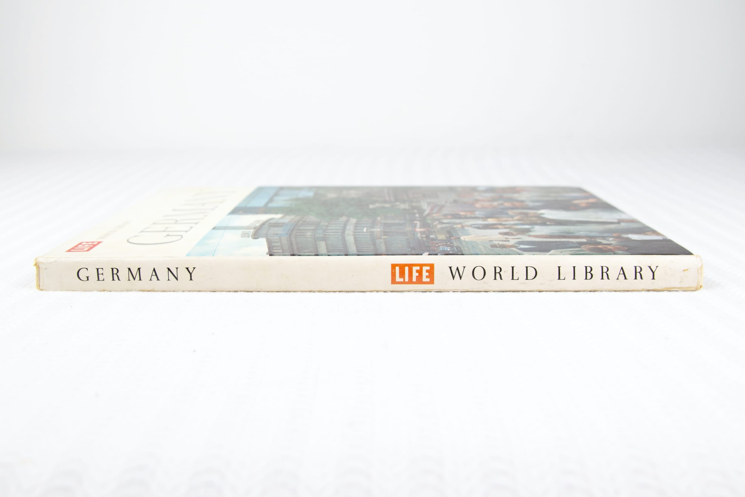 Vintage “Life Library Germany” Book – Yes Please Vintage