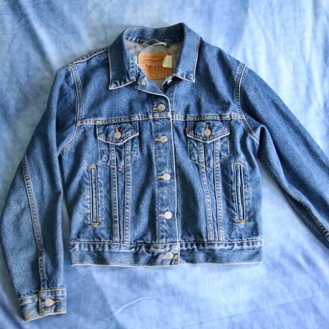 Vintage Medium Wash Levis Jean Jacket - Image 2
