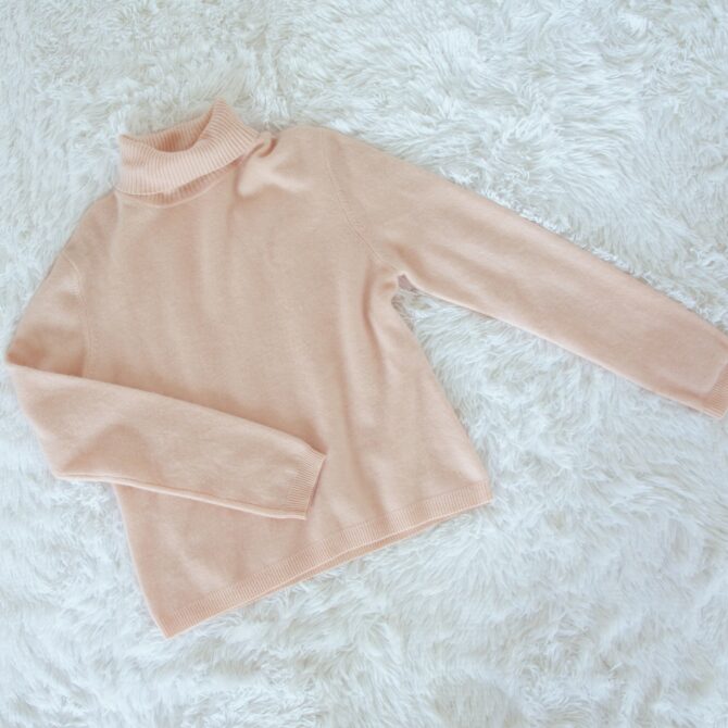 Pale Pink Cashmere Sweater Turtleneck - Image 2